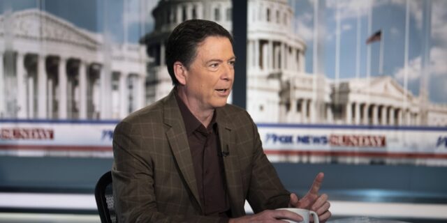 Πρώην διευθυντής του FBI: “Διαπράχθηκαν παραλείψεις στην έρευνα ανάμειξης Ρωσίας στις εκλογές του 2016”