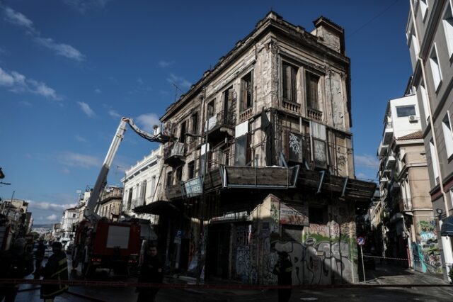 Από κεριά η φωτιά σε ακατοίκητο κτίριο στου Ψυρρή