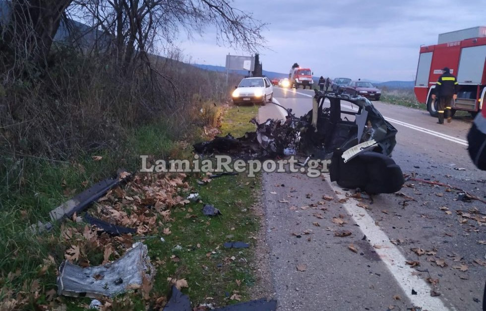 Σοκαριστικό τροχαίο με έναν νεκρό στη Φθιώτιδα – Στα δύο κόπηκε το αυτοκίνητο