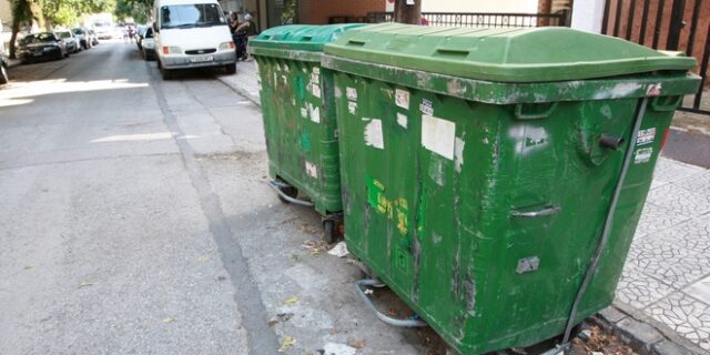 Καλαμάτα: Έκλεισαν μωρό σε χάρτινη σακούλα και το πέταξαν στα σκουπίδια