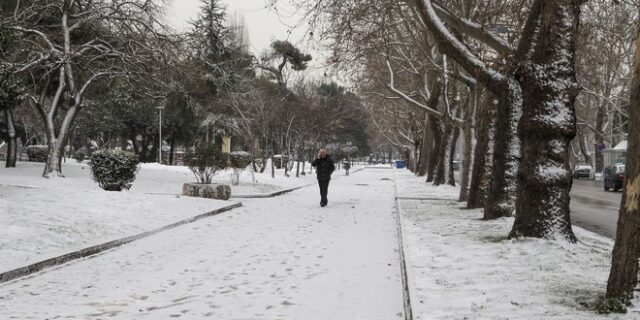 Βαρυχειμωνιά από το Σάββατο: Τσουχτερό κρύο, χιόνια και θυελλώδεις ανέμους φέρνει η “Ζηνοβία”