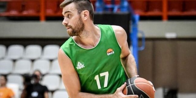 Επίσημο: Στον Προμηθέα Πάτρας ο Μάντζαρης