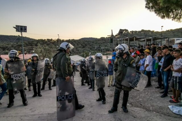 Σάμος: Δεκάδες προσαγωγές προσφύγων στο ΚΥΤ