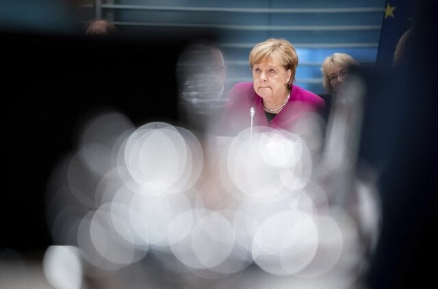 Γερμανία: Κατά της επαναδιαπραγμάτευσης της συμφωνίας με το SPD η Μέρκελ