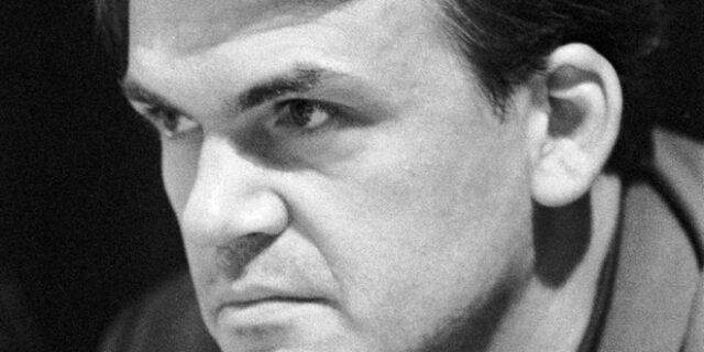 Μιλάν Κούντερα: Πήρε ξανά μετά από 40 χρόνια τσέχικη υπηκοότητα