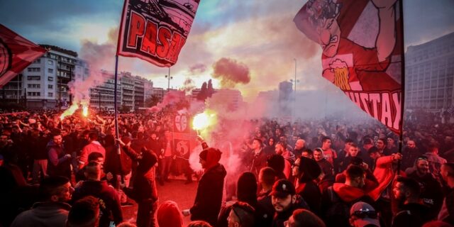 Ολυμπιακός – Ερυθρός Αστέρας: Η κοινή συγκέντρωση στο Σύνταγμα