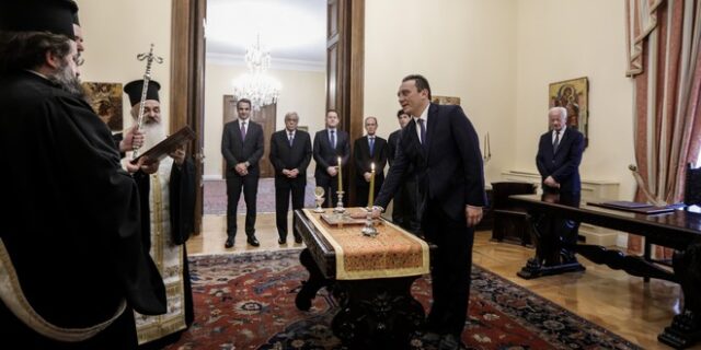 Ορκίστηκε ο νέος υφυπουργός Εξωτερικών Κ. Βλάσης