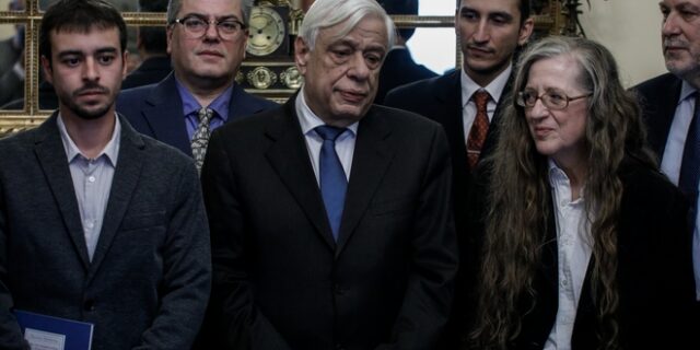 Παυλόπουλος: Χρέος των νέων να μετατρέπουν την πληροφορία σε γνώση