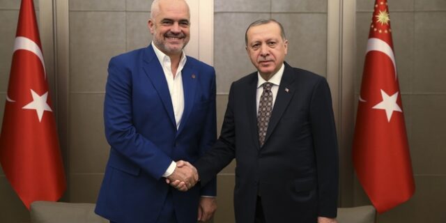 Αλβανία: Ποιο εμβληματικό τζαμί εγκαινιάζει ο Ερντογάν στα Τίρανα