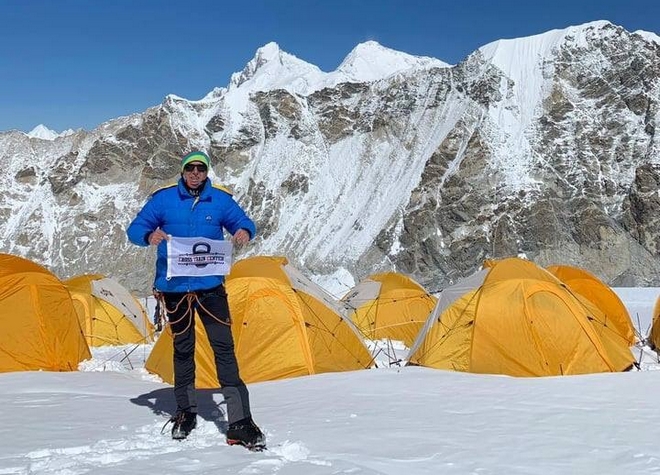 Νεπάλ: Ο Αντώνης Συκάρης ετοιμάζεται να κατακτήσει κορυφή πάνω από τα 8.000 μέτρα