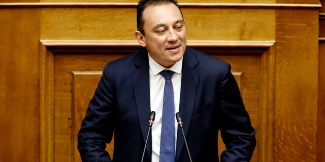Νέος Υφυπουργός Εξωτερικών ο Κώστας Βλάσης στη θέση του Διαματάρη