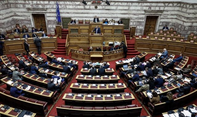 Σχέδιο Ηρακλής: Επιστολή βουλευτών του ΣΥΡΙΖΑ στον Κ. Τασούλα για αποδοχή του αιτήματος της ΓΣΕΒΕΕ