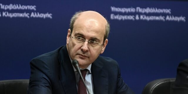 Χατζηδάκης: Ιστορική στιγμή η μονογραφή του καταστατικού του EastMed