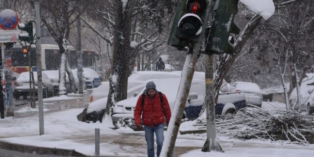 Καιρός: Διήμερο παγετού και χιονοπτώσεων – Η ΕΜΥ προειδοποιεί