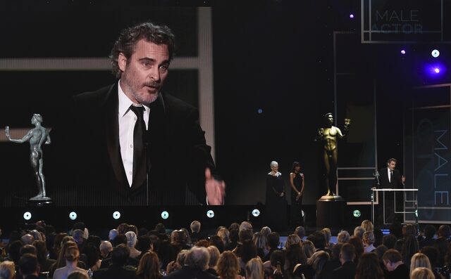 SAG Awards 2020: Η συγκλονιστική αναφορά του Χοακίν Φοίνιξ στον Χιθ Λέτζερ