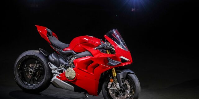 Ducati Panigale V4: Η Ιταλίδα supersport «θεά», έγινε ακόμα ταχύτερη