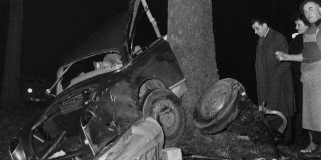 Αλμπέρ Καμύ: Το τραγικό τέλος του βραβευμένου με Νόμπελ λογοτέχνη και φιλοσόφου