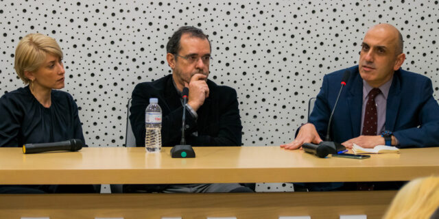 Debate με τους Σία Κοσιώνη,Παύλο Τσίμα και Μανώλη Κωστίδη στο ΙΕΚ ΑΚΜΗ
