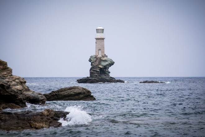 Κακοκαιρία “Ηφαιστίων”: Χωρίς ρεύμα Άνδρος και Τήνος