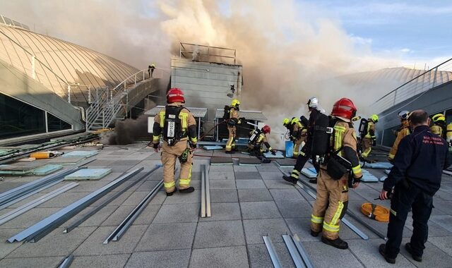 Ισπανία: Κλειστό το αεροδρόμιο στο Αλικάντε λόγω φωτιάς στη στέγη