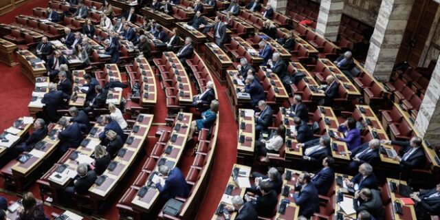 Τροπολογία για ΠΑΟΚ – Ξάνθη: Πέρασε με 156 “ναι” – Απουσίαζε ο Αντώνης Σαμαράς