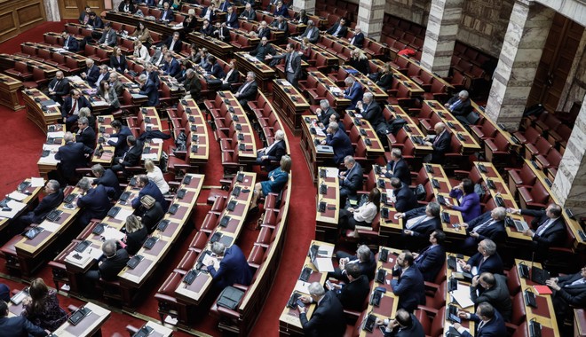 Τροπολογία για ΠΑΟΚ – Ξάνθη: Πέρασε με 156 “ναι” – Απουσίαζε ο Αντώνης Σαμαράς