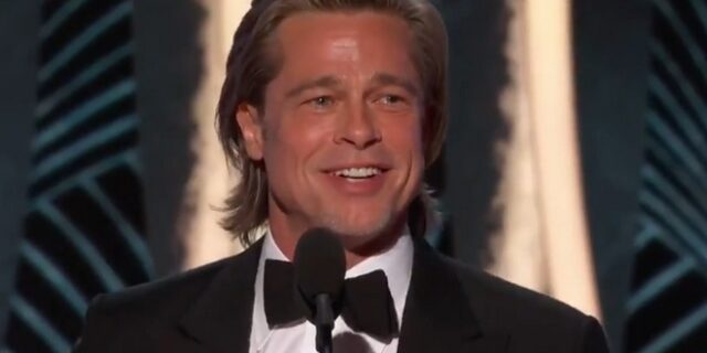Χρυσές Σφαίρες: Η Jennifer Aniston κοιτά συγκινημένη τον Brad Pitt και οι φήμες για επανασύνδεση οργιάζουν