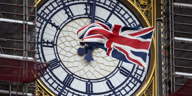 Brexit: Πάνω από 60.000 Έλληνες κατάθεσαν αίτηση για να παραμείνουν στη Βρετανία