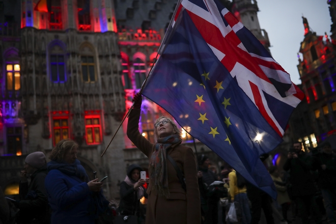 ΕΕ: Θα βρούμε νέους τρόπους συνεργασίας με τη Βρετανία μετά το Brexit