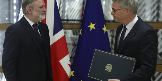 Brexit: Το Ευρωπαϊκό Κοινοβούλιο ετοιμάζεται να επικυρώσει τη συνθήκη αποχώρησης