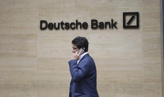 Deutsche Bank: Ζημιές δισεκατομμυρίων για 5η σερί χρονιά