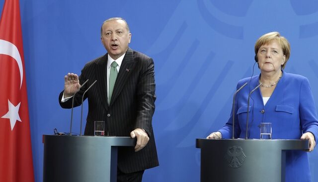 Η Μέρκελ βλέπει Ερντογάν μια μέρα μετά το “χαστούκι” για τη Συμφωνία Τουρκίας – Λιβύης