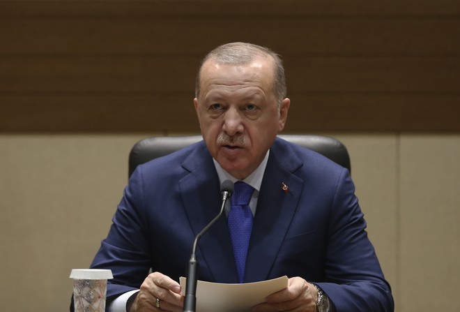 Ο Ερντογάν βάζει στο εσωτερικό πολιτικό παιχνίδι της Τουρκίας, μετά την Αν. Μεσόγειο, και το Αιγαίο