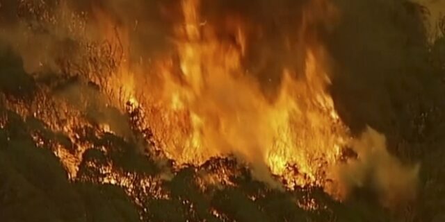Η Αυστραλία φλέγεται: Δύο Έλληνες περιγράφουν την κόλαση