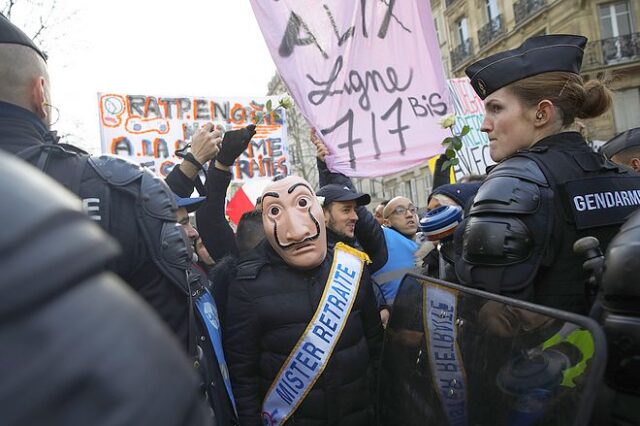Γαλλία: Νέες διαδηλώσεις στο Παρίσι ενάντια στη μεταρρύθμιση του συνταξιοδοτικού