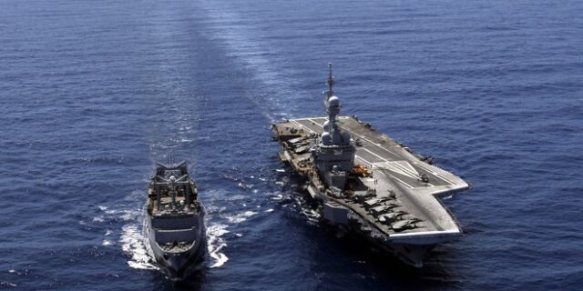 Με εντολή Μακρόν: Στη Μέση Ανατολή καταφθάνει το αεροπλανοφόρο Σαρλ ντε Γκολ