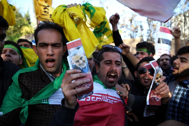 Τύμπανα πολέμου: Το Ιράν υπόσχεται εκδίκηση για τον Κασέμ Σουλεϊμανί