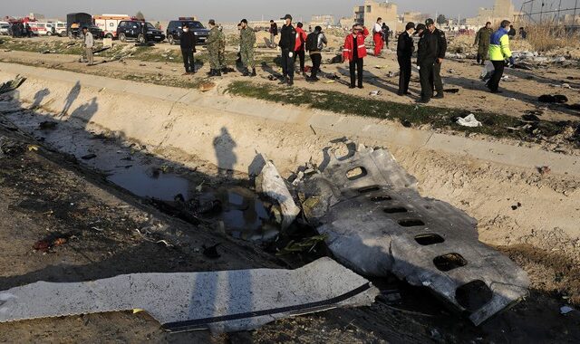 Συντριβή Boeing στο Ιράν: Το αεροσκάφος χτυπήθηκε από ιρανικό πύραυλο λένε οι ΗΠΑ
