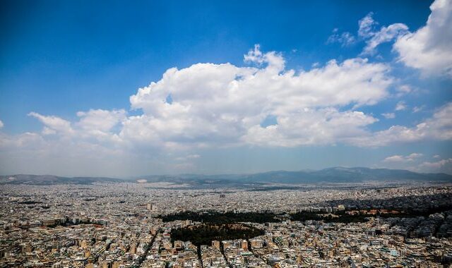 Καιρός: Κανονικές θερμοκρασίες και βοριάδες που γρήγορα θα εξασθενήσουν