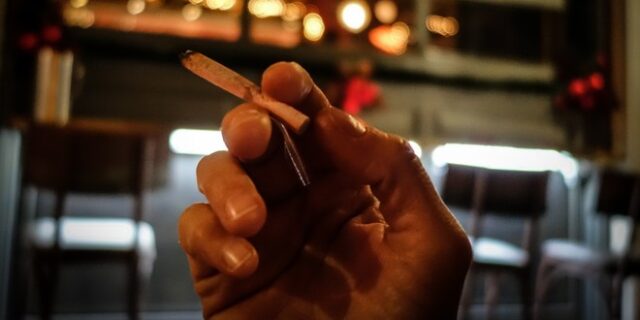 Αντικαπνιστικός: Καμία παράβαση του νόμου στο 86% των καταστημάτων