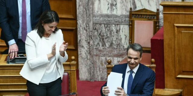 Ναι επί της αρχής από ΝΔ και ΚΙΝΑΛ για το νομοσχέδιο για την Παιδεία