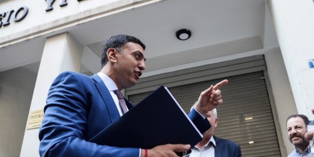 Κικίλιας για κορονοϊό: Βγαίνουμε μόνο για να δώσουμε αίμα