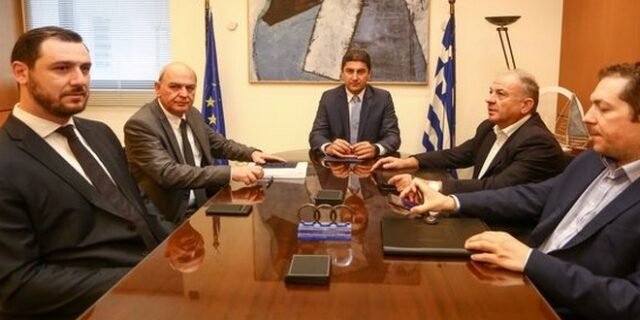 Σφραγίζονται οι Λέσχες φιλάθλων χωρίς άδεια, ευνοούνται οι μετακινήσεις