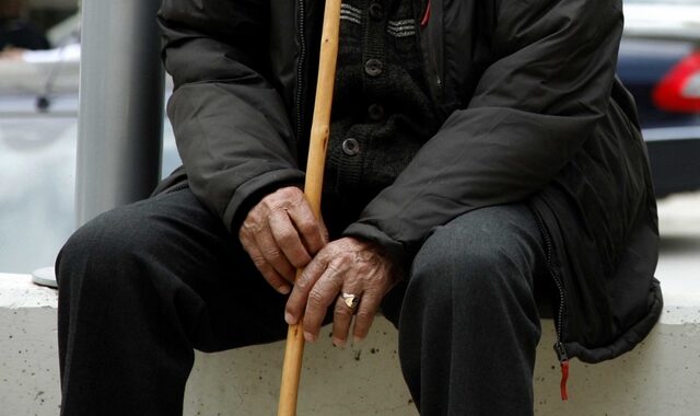 Κρήτη: Ξυλοδαρμός ηλικιωμένου – Άγνωστος του επιτέθηκε με μαγκούρα