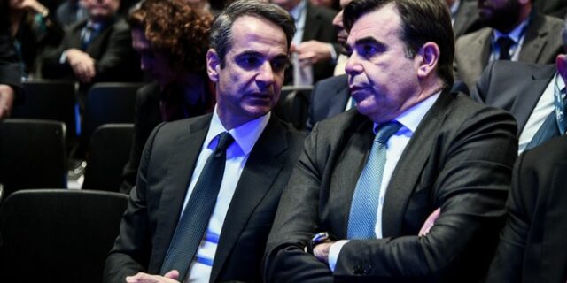 Σχοινάς σε Μητσοτάκη για τη Μόρια: “Η Κομισιόν είναι έτοιμη να συνδράμει άμεσα την Ελλάδα”