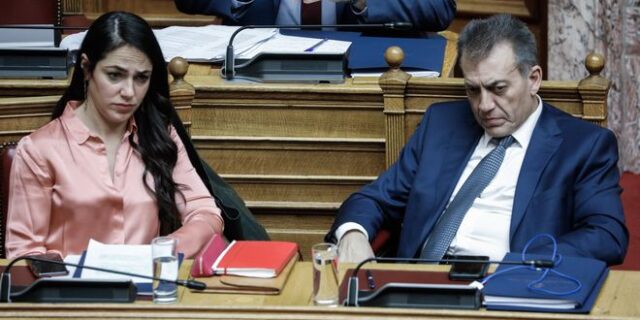 Βουλή: Όλα τα κόμματα, πλην του ΜέΡΑ 25, υπερψήφισαν το επίδομα γέννησης