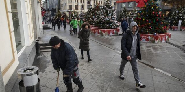 Αφύσικες θερμοκρασίες στη Μόσχα – Οι υψηλότερες των τελευταίων 141 ετών