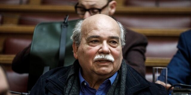 Πολιτικό Συμβούλιο: Ο Βούτσης, το ναι για τον φράχτη στον Έβρο και η προσθήκη στο όνομα του ΣΥΡΙΖΑ