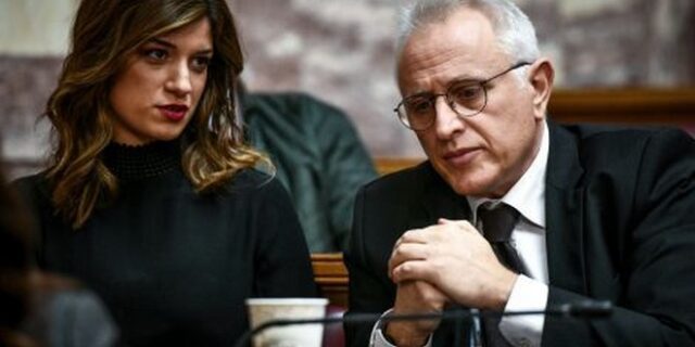 ΣΥΡΙΖΑ: Κυβέρνηση τουριστών