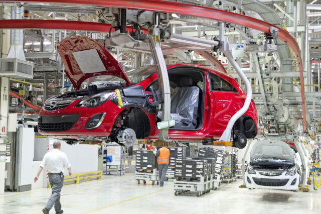 Opel: Την περικοπή 4.100 θέσεις εργασίας ανακοίνωσε η εταιρεία